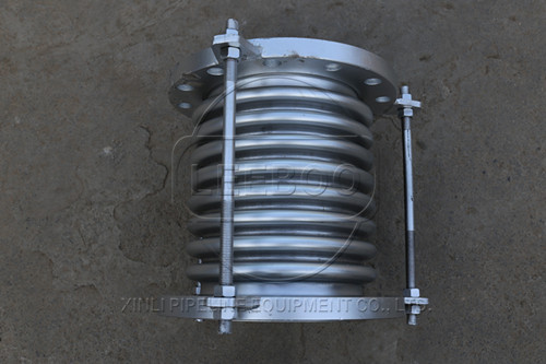 內壓式和外壓式波紋<a href=http://m.zgqhw.cn target=_blank class=infotextkey>補償器</a>存在的區(qū)別