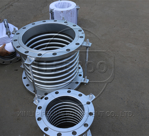 金屬<a href=http://m.zgqhw.cn target=_blank class=infotextkey>補(bǔ)償器</a>的共振問(wèn)題