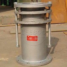 球墨鑄鐵<a href=http://m.zgqhw.cn target=_blank class=infotextkey>伸縮器</a>“以鐵代鋼”