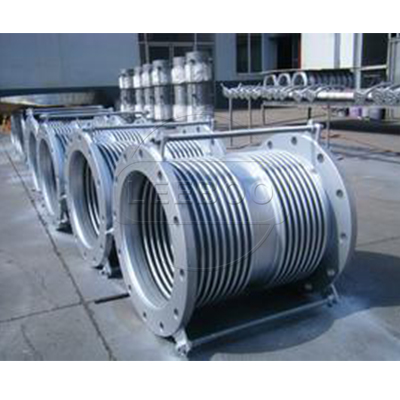 波紋<a href=http://m.zgqhw.cn target=_blank class=infotextkey>補(bǔ)償器</a>的選型